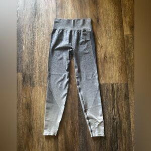 PINK Victoria's Secret Ombre Gray Leggings High-Rise Performance Seamless